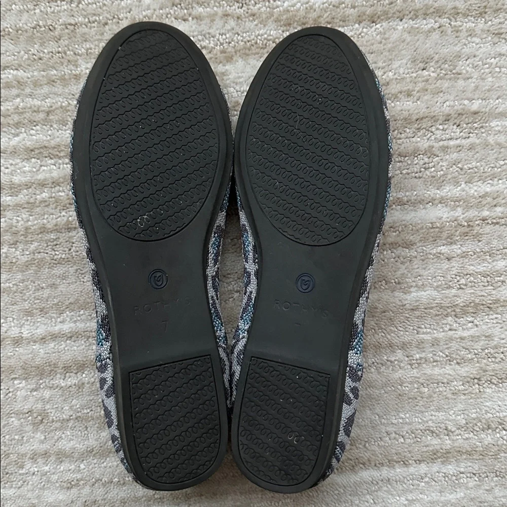 EUC Rothy’s Gray Spotted Leopard Cheetah Round Toe Flats Limited Edition Size 7